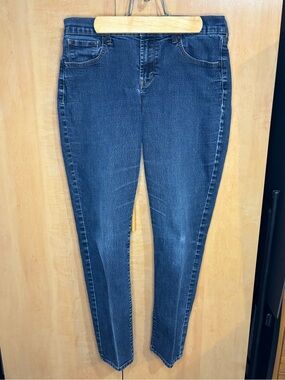 Women’s Dark Blue Stretch Jeans